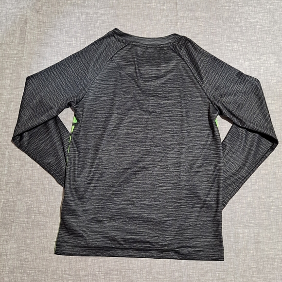 Nike Tee - Picture 3 of 4